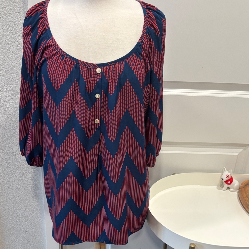 EUC Glam Navy and Red Chevron Women's Blouse
